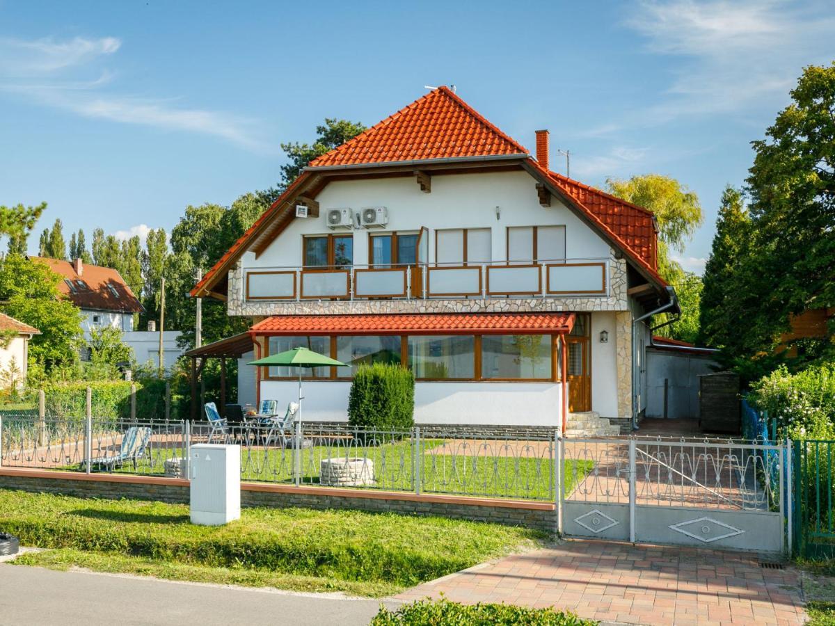 Holiday Home In Fonyod/Balaton 18566 Exteriér fotografie